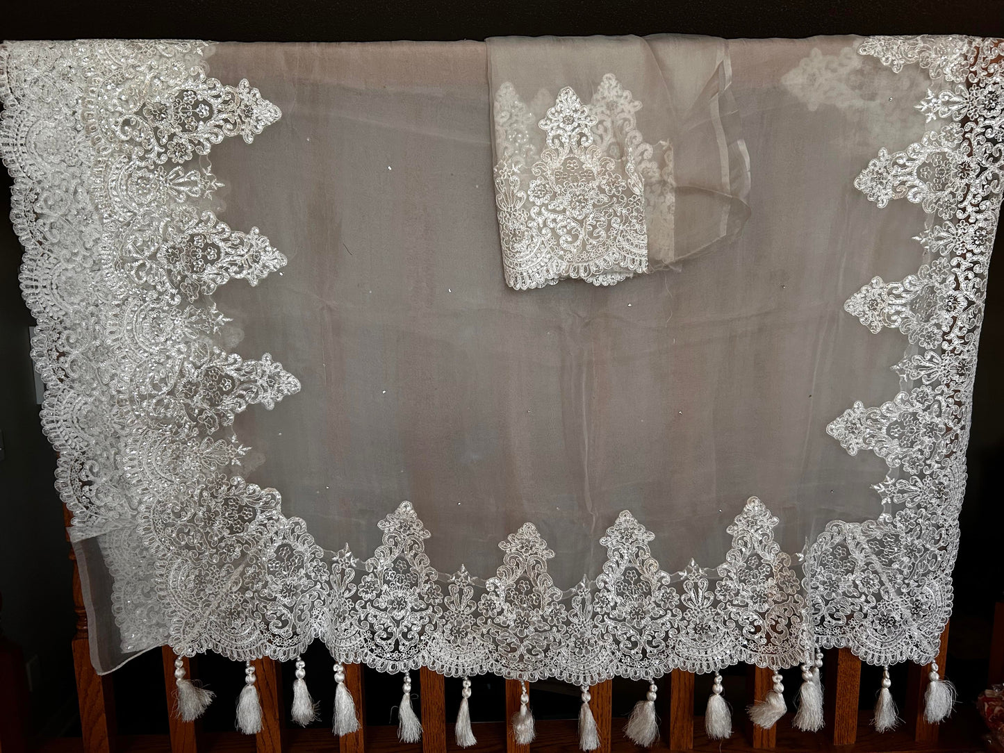 Moslin White Saree